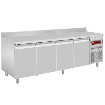 Umluft- Kühltisch mit Aufkantung, 4 Türen GN 1/1, 550 Liter