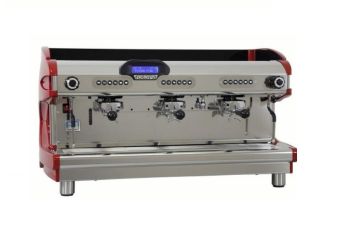 Futura F100 A3 - 3 Gruppen Espressomaschine