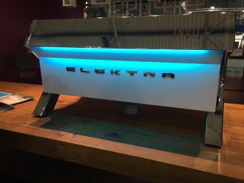 Elektra - INDIE Siebträger Espressomaschine 2 Gruppe Vollautomatik Elektra - INDIE Siebträger Espressomaschine 2 Gruppe Vollautomatik