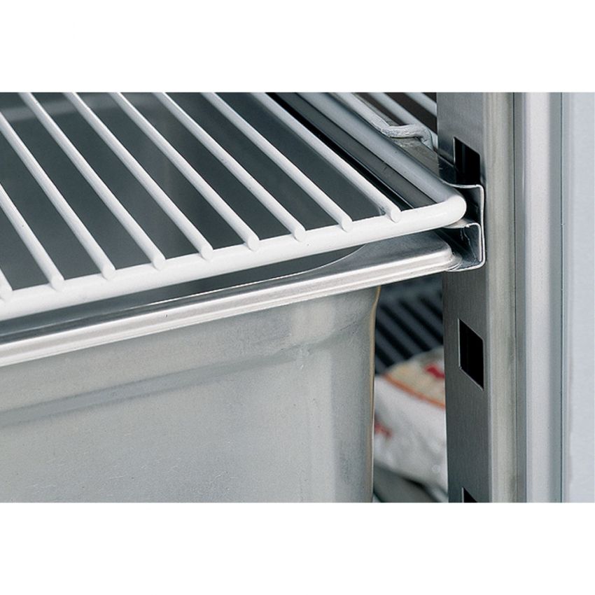 Umluftgefrierschrank 700 Liter, -15° bis -25° C, 1 Tür (GN 2/1), Auf Rädern