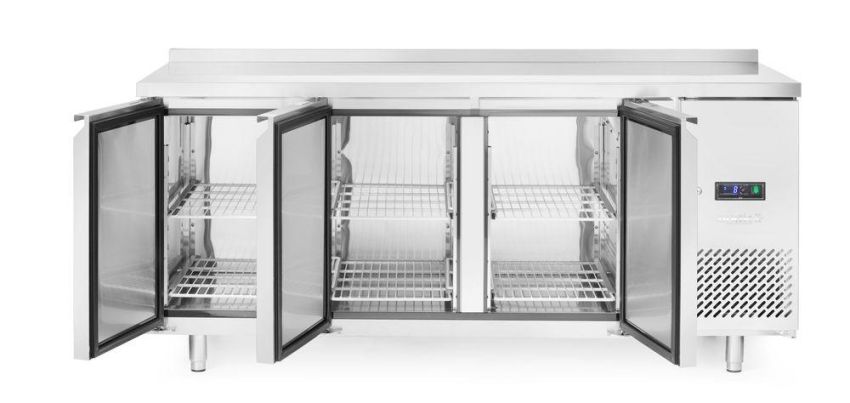 Kühltheke dreitürig 420 L
