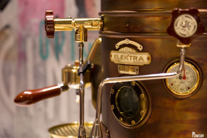 BELLE EPOQUE RIFORMA Sonderedition - 2 Gruppe Automatic Espressomaschine BELLE EPOQUE RIFORMA Sonderedition - 2 Gruppe Automatic Espressomaschine