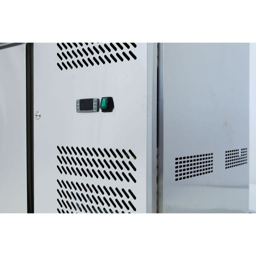 Kühltisch 2 Türen mit Aufkantung 700 Serie Eco +2° bis +8° C